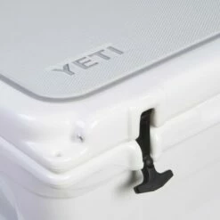 Yeti Coolers YETI Tundra® SeaDek®